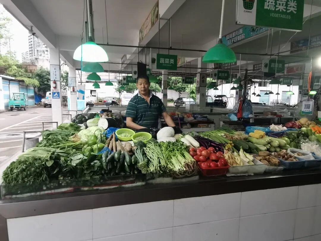 灯塔菜市场熟食店   5.东银苑 27-32蔬菜摊位  6.